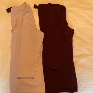 Set of two Gap 3/4 sleeve vneck tshirt